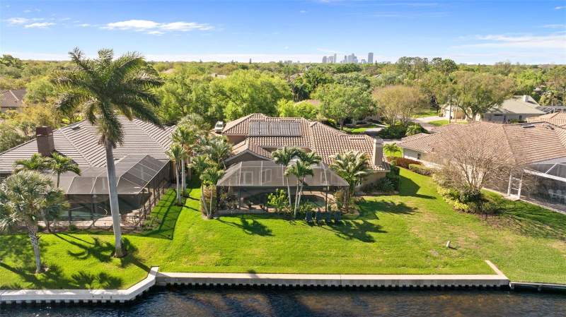 3 bedroom Single Family Residence at 4731 Coconut Palm Circle, Placido Bayou, St Petersburg — photo 2