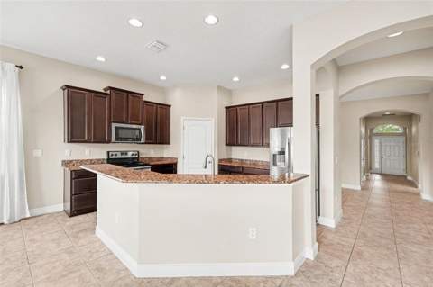 7614 Atwood Drive, Wesley Chapel FL - photo 11 of 30