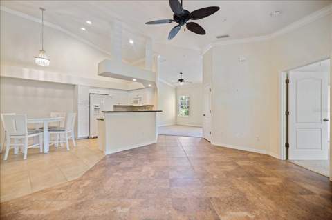 300 Gardens Edge Drive #324, Venice FL - photo 9 of 30