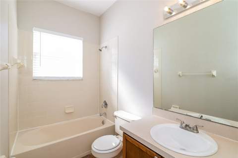 204 Taranto Way, Kissimmee FL - photo 10 of 15