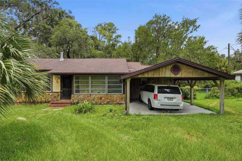 3 bedroom Single Family Residence at 2104 SE Lake Weir Avenue, Druid Hills, Ocala — photo 3