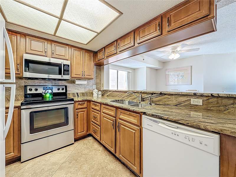 2 bedroom Condominium at 18450 Gulf Boulevard #401, Beach Palms Condo, Indian Shores — photo 5