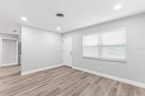 2443 26th Avenue, St Petersburg FL - photo 6 of 6