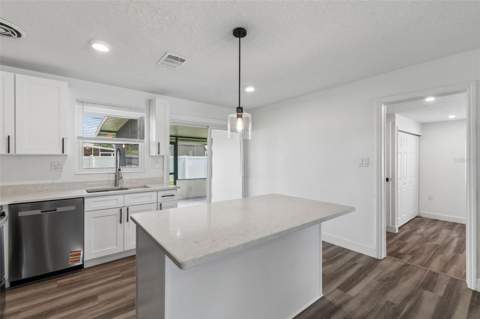 4417 W Fairview Heights, Tampa FL - photo 11 of 42