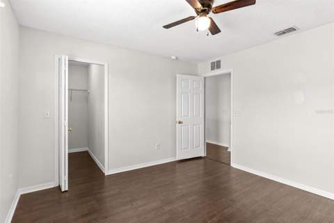 7860 Atwood Drive, Wesley Chapel FL - photo 21 of 35