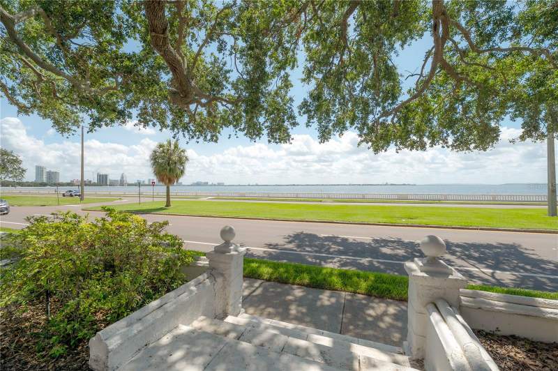 Bayshore Trace Condo