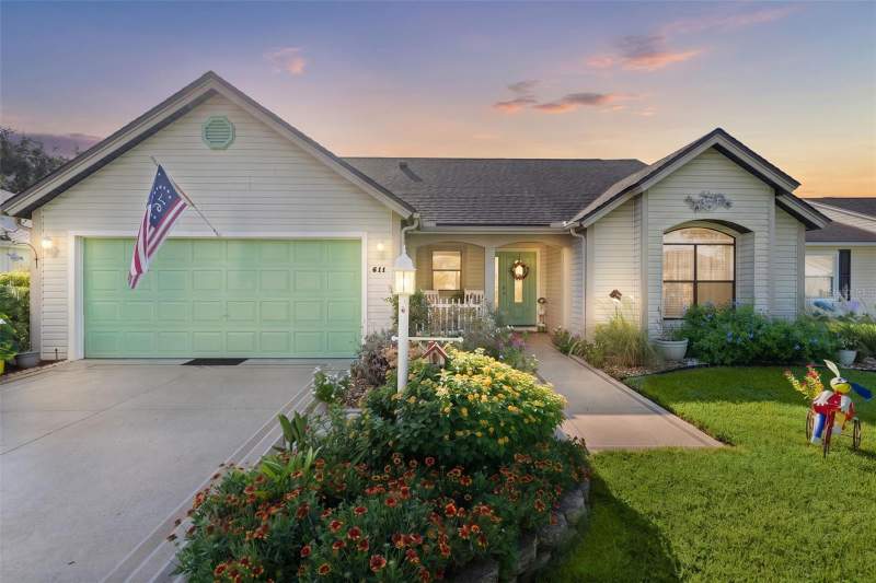 2 bedroom Single Family Residence at 611 Lisbon Lane, The Villages, The Villages — photo 2