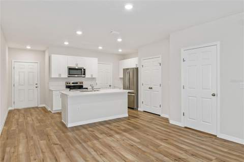 9868 Pelican Coast Drive, Dade City FL - photo 10 of 23