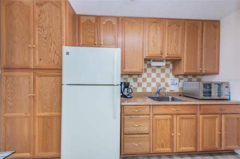 2575 Pine Ridge Way #E1, Palm Harbor FL - photo 20 of 27