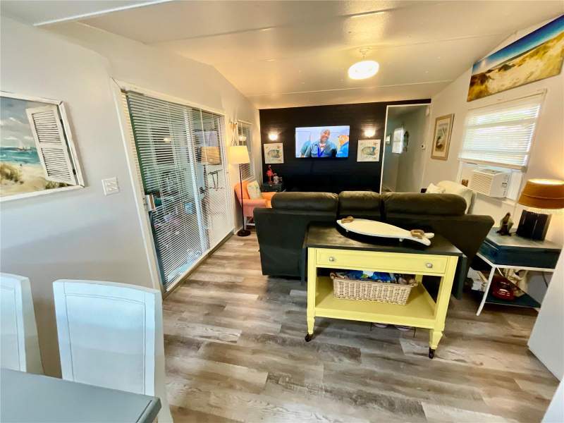 2 bedroom Mobile Home at 6580 Seminole Boulevard #510, Holiday Village Co-Op M/H Unrec, Seminole — photo 5
