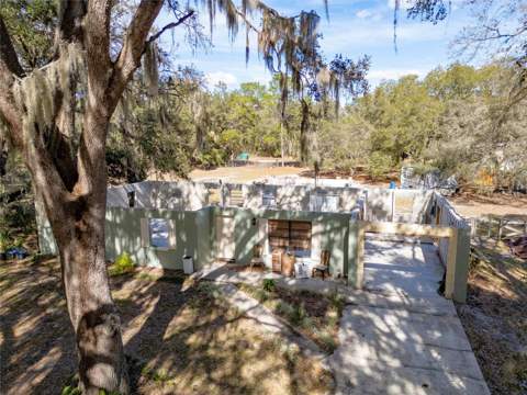 8725 Treasure Island Road, Leesburg FL - photo 9 of 28