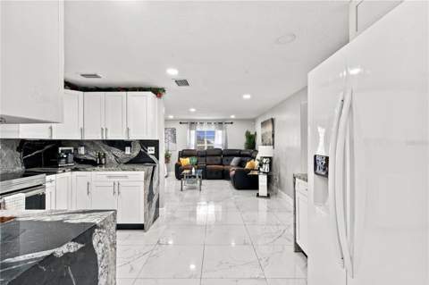 101 Mitchell Drive, Brandon FL - photo 12 of 41