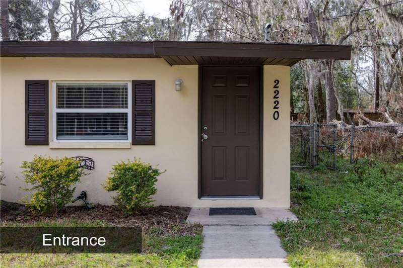 2 bedroom Single Family Residence at 2220 SE 46th Terrace, Shady Lawn Estates, Gainesville — photo 4