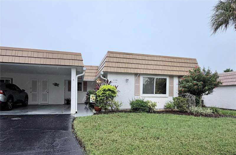 2 bedroom Villa at 2320 Aquabluff Place #V274, Strathmore Riverside III, Sarasota — photo 3