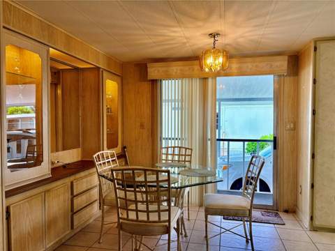 3049 Longview Lane, North Fort Myers FL - photo 7 of 33