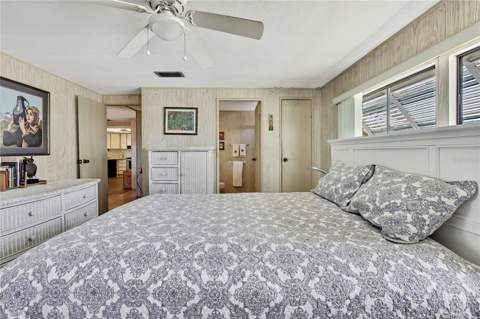 3141 Nantucket Drive, Holiday FL - photo 13 of 38