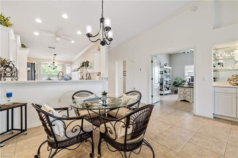 2 bedroom Condominium at 10420 Wine Palm Road #5421, Veranda III At Twin Lakes Condo, Fort Myers — photo 3