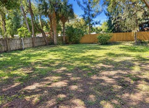 10017 Linda Street, Gibsonton FL - photo 9 of 15