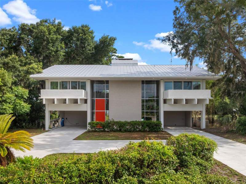 1540 N LAKE MIRROR DRIVE home for sale in Mirro Mac Homes for Sale: 22 Homes (1956 - 1975)