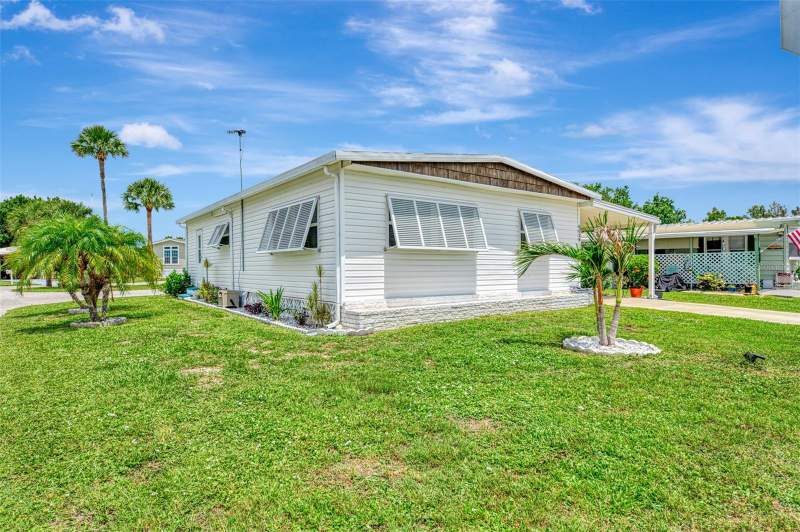 2 bedroom Mobile Home at 6639 Vista Lane, Holiday Park, North Port — photo 2