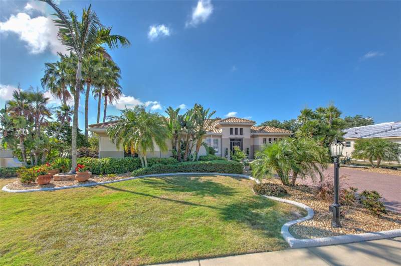 3 bedroom Single Family Residence at 504 Rimini Vista Way, Sun City Center Unit 269, Sun City Center — photo 2