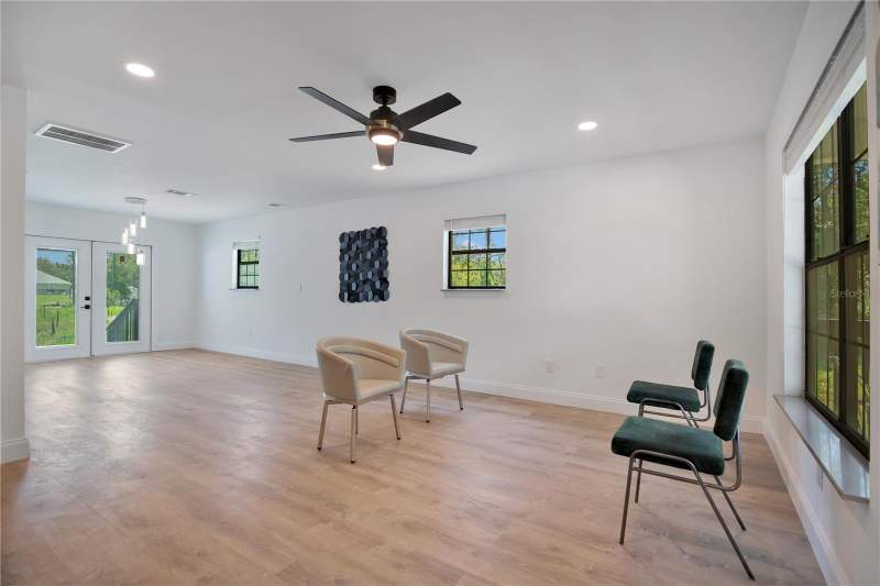 3 bedroom Single Family Residence at 42111 Chinaberry Court, Royal Trails Unit 01, Eustis — photo 5