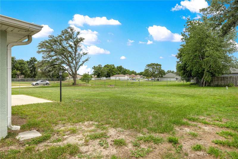 3 bedroom Single Family Residence at 6185 SW 84th Street, Marion Landing, Ocala — photo 3