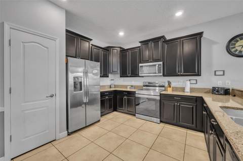 1435 Rolling Fairway Drive, Davenport FL - photo 6 of 55