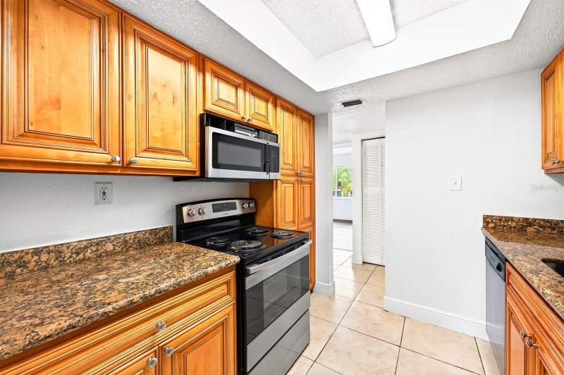 1 bedroom Condominium at 4737 S Texas Avenue #4737D, Millennium Palms, Orlando — photo 4