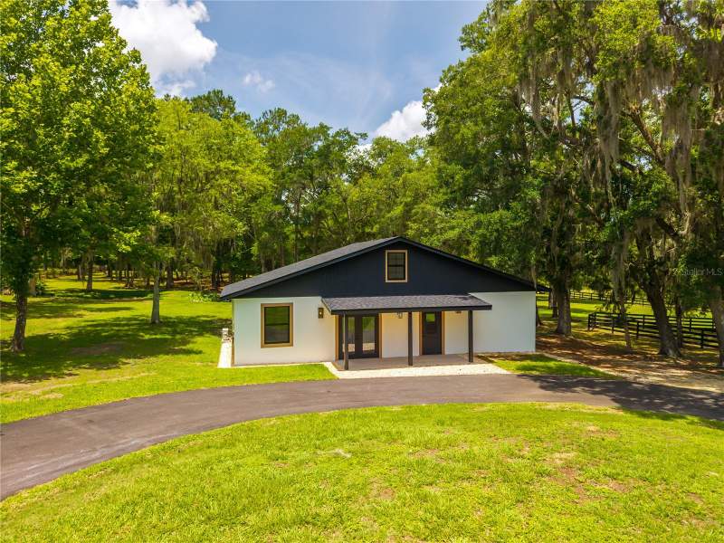 4 bedroom Single Family Residence at 6450 NW Highway 225, Hwy 225, Ocala — photo 4