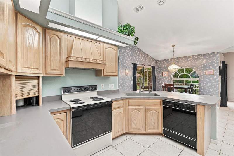 3 bedroom Single Family Residence at 26008 Ocelot Lane, Punta Gorda Isles Sec 23, Punta Gorda — photo 3