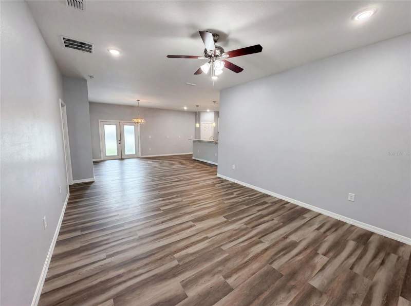 3 bedroom Single Family Residence at 1013 W 11th Street, Robinsons Survey Of An Add To Sanford, Sanford — photo 5