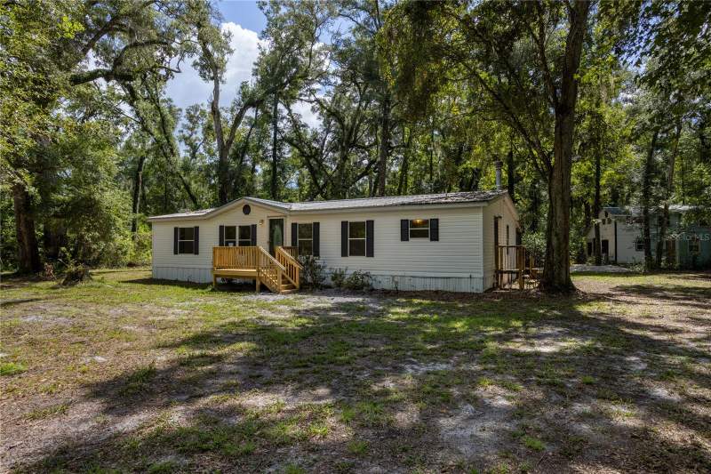 3 bedroom Single Family Residence at 551 NE 354th Avenue, Old Town, Old Town — photo 2