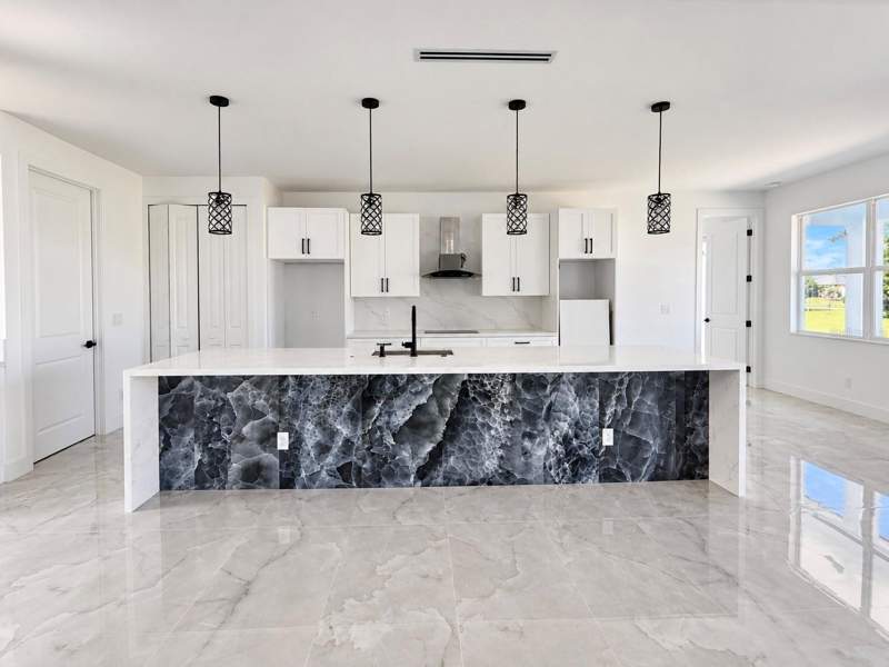 4 bedroom Single Family Residence at 16309 Cape Horn Boulevard, Punta Gorda Isles Sec 21, Punta Gorda — photo 4