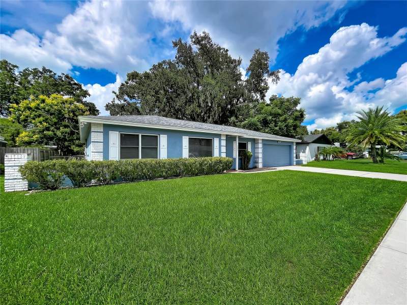 4 bedroom Single Family Residence at 903 Tangelo Place, Tangelo Sub, Brandon — photo 4