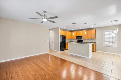 5906 Beaconpark Street, Lithia FL - photo 18 of 81