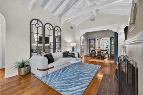 118 26th Avenue, St Petersburg FL - photo 10 of 63