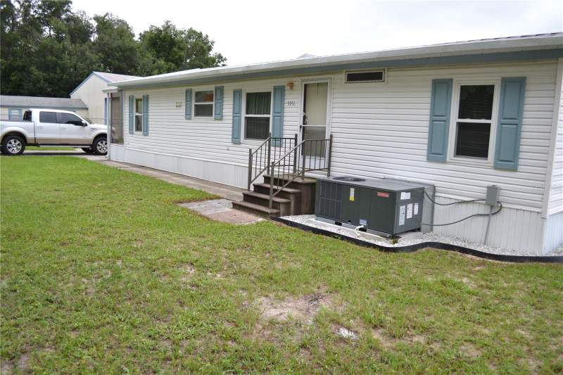 3 bedroom Manufactured Home at 5951 SE 158th Court, Woods & Lakes, Ocklawaha — photo 4