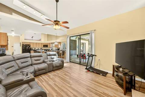 9757 Hermosillo Drive, New Port Richey FL - photo 22 of 55