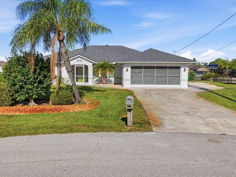 3 bedroom Single Family Residence at 18350 Van Nuys Circle, Port Charlotte Sec 079, Port Charlotte — photo 2
