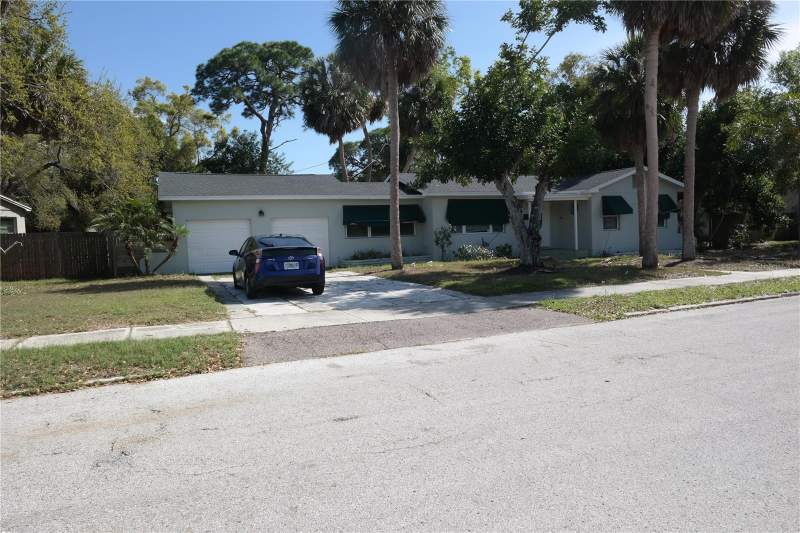 800 E HARBOR DRIVE home for sale in Pallanza Park