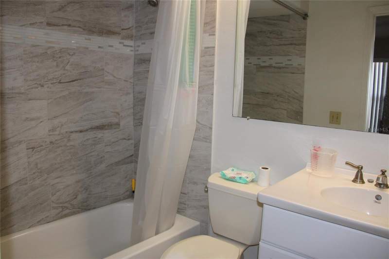4 bedroom Single Family Residence at 6121 56th Avenue, Pinellas Farms, St Petersburg — photo 5