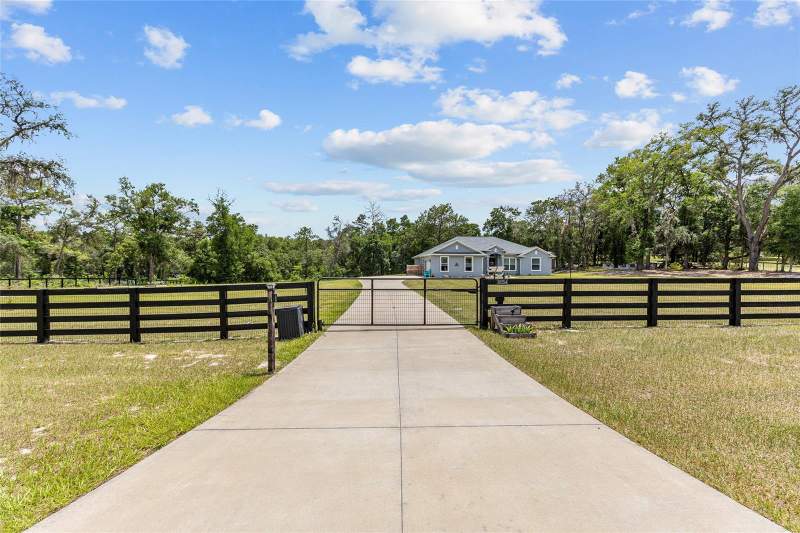 4 bedroom Single Family Residence at 10254 SE 118th Lane, Avonlea Ph 01 & 02, Belleview — photo 4