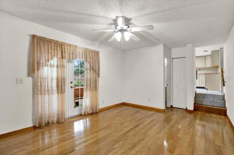 5527 Pentail Circle, Tampa FL - photo 18 of 35