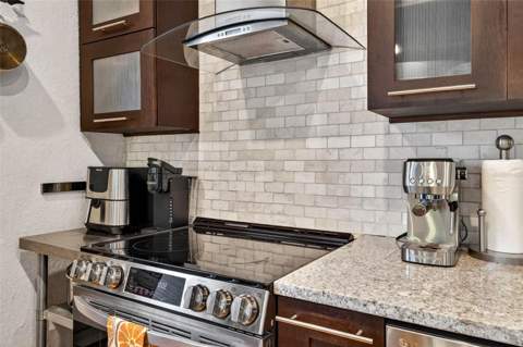 2705 N Poplar Avenue, Tampa FL - photo 20 of 54