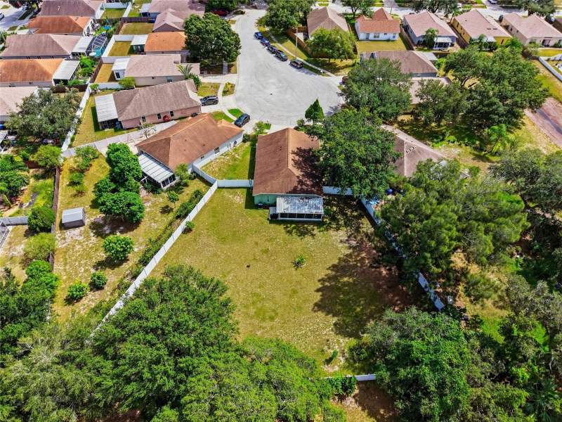 3 bedroom Single Family Residence at 12402 Tree Pointe Court, South Pointe Ph 5, Riverview — photo 3