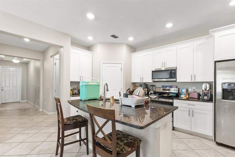 4 bedroom Single Family Residence at 13244 Satin Lily Drive, Triple Creek Ph 2 Village F, Riverview — photo 4