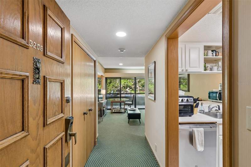 1 bedroom Condominium at 36750 US Highway 19 #21214, Innisbrook 21 Condo, Palm Harbor — photo 3