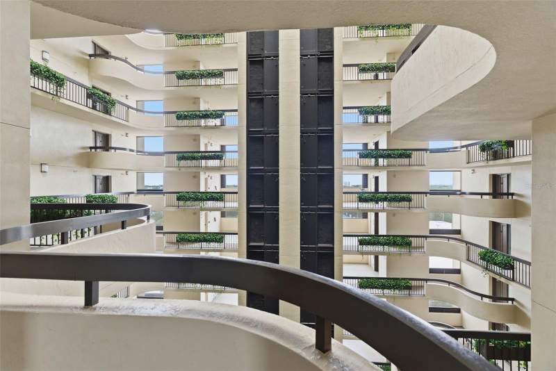 2 bedroom Condominium at 2413 Bayshore Boulevard #1004, Atrium On The Bayshore A Condo, Tampa — photo 5