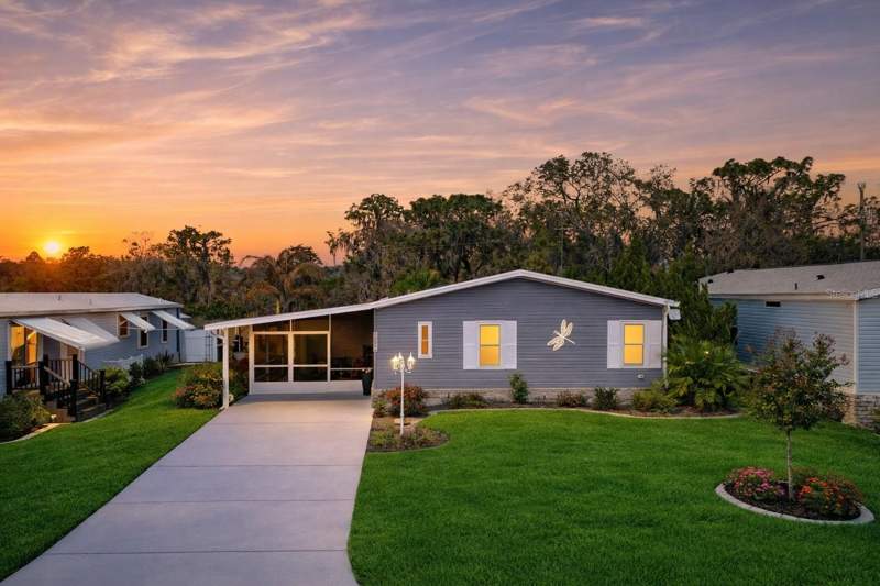 2 bedroom Manufactured Home at 8568 BREEZE HILL DRIVE, WALK IN WATER VILLAGE, LAKE WALES — photo 1